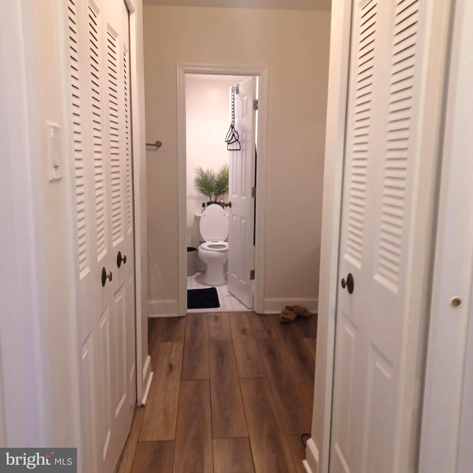 SKYLINE PLAZA - Residential Lease