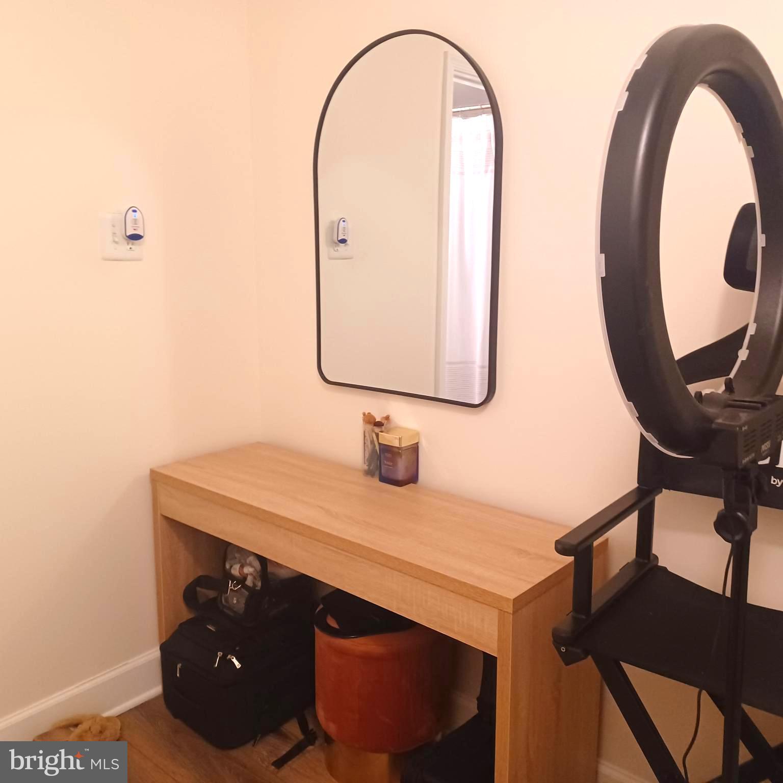 SKYLINE PLAZA - Residential Lease