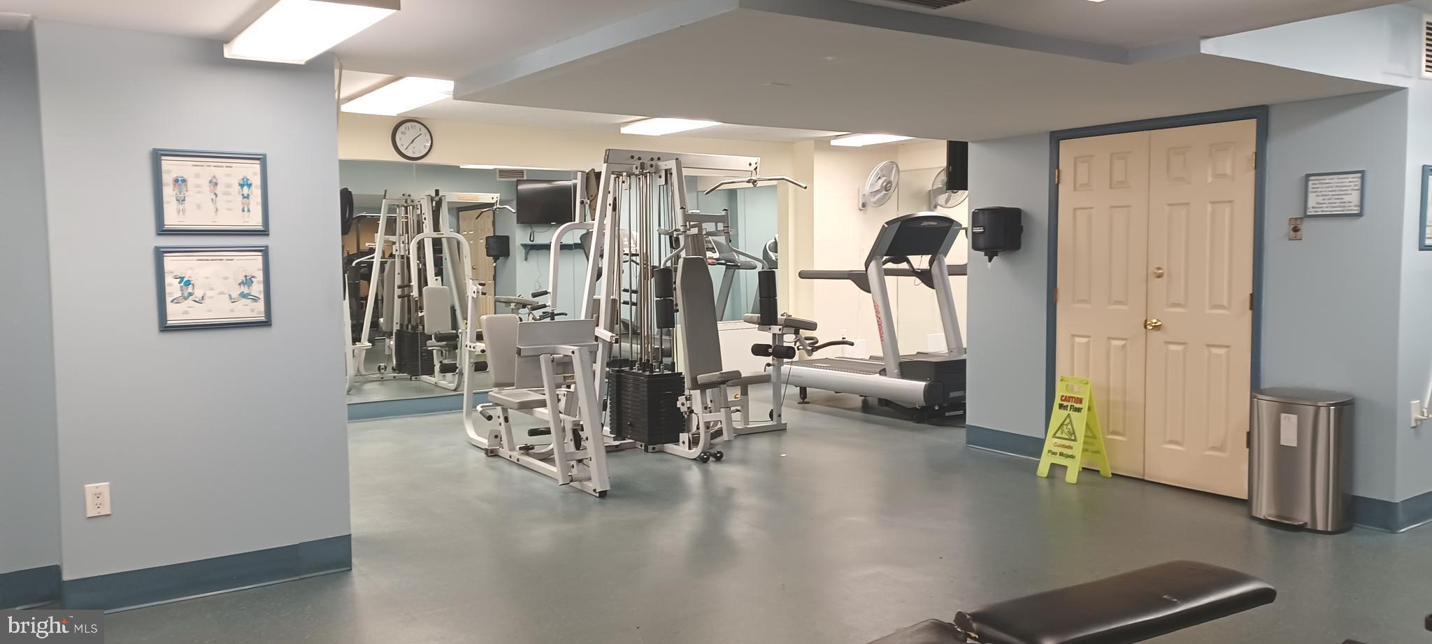 SKYLINE PLAZA - Residential Lease