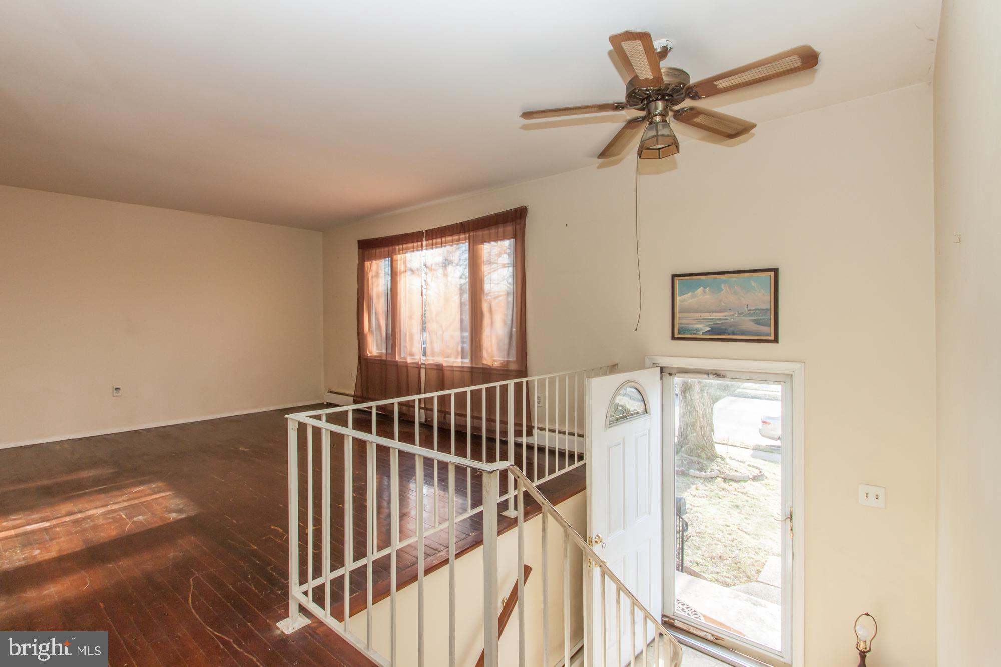 DALE CITY - Residential