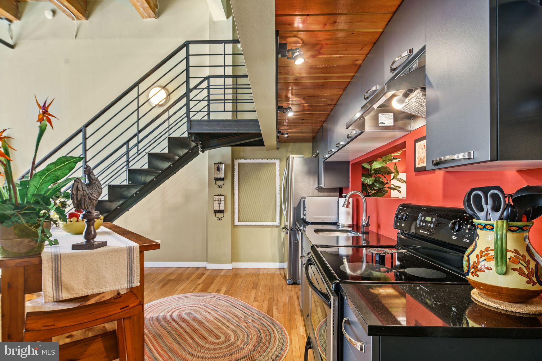 1027 ARCH STREET 31 307
