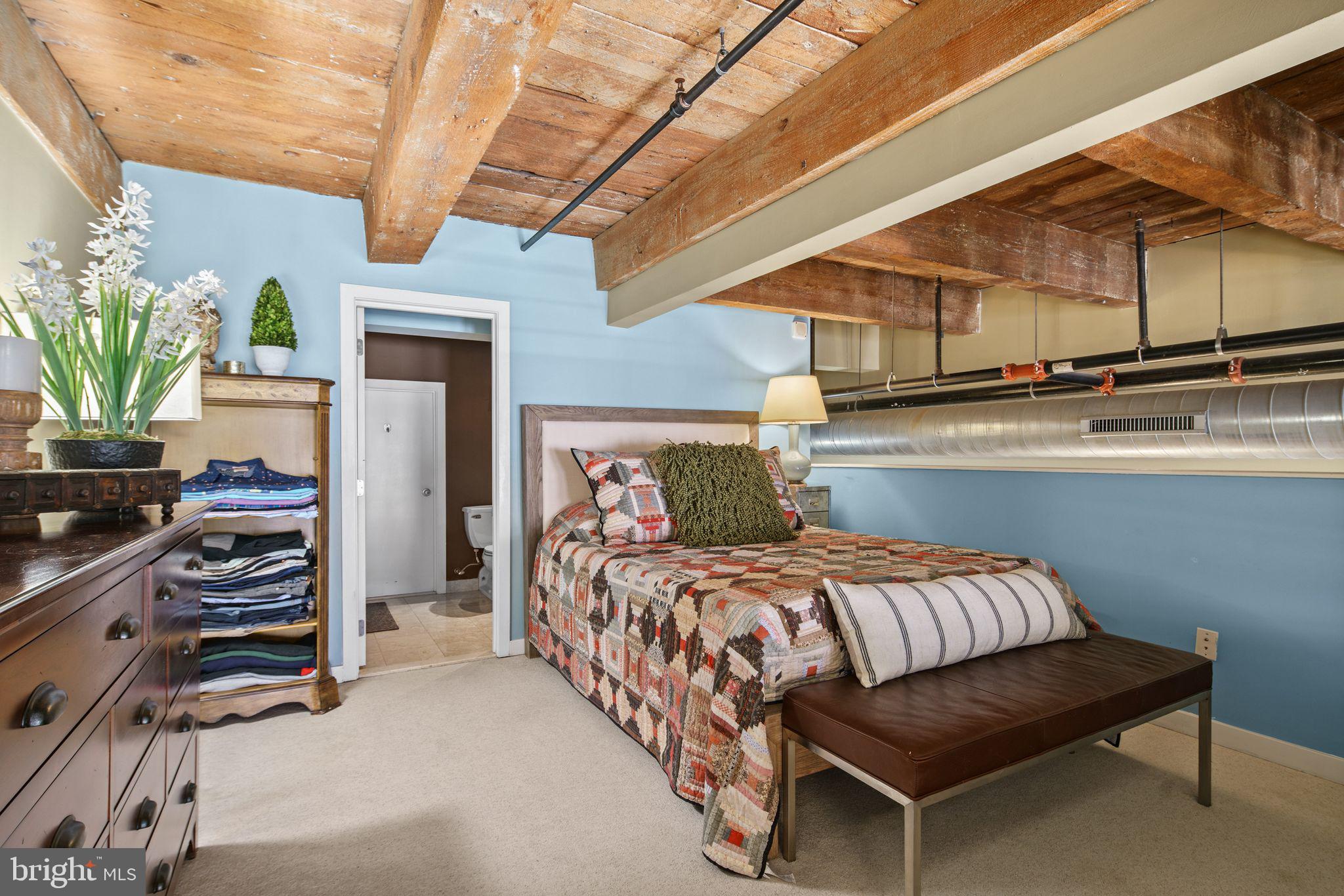 CHINATOWN - Residential