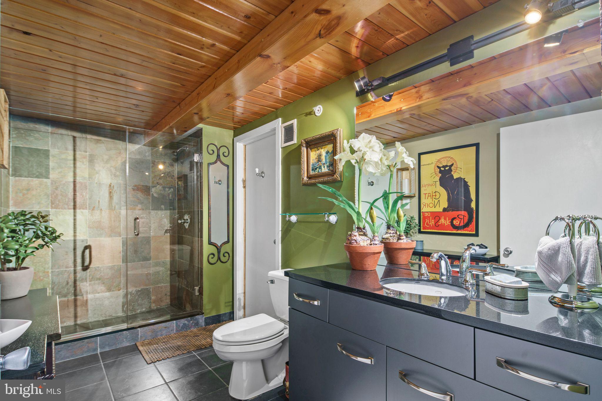 CHINATOWN - Residential