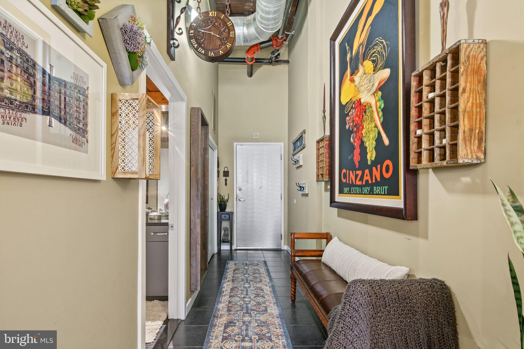 CHINATOWN - Residential