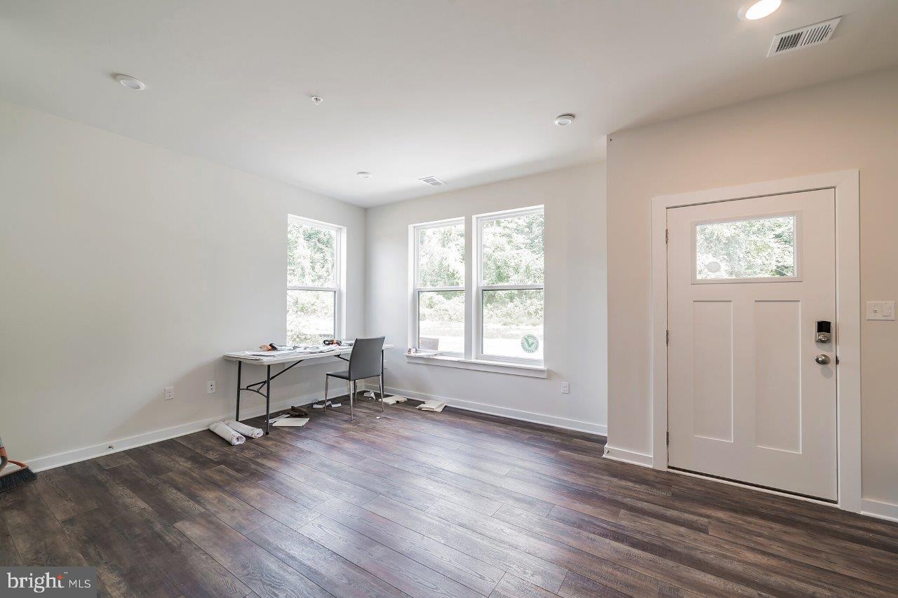 WOODMORE OVERLOOK - Residential