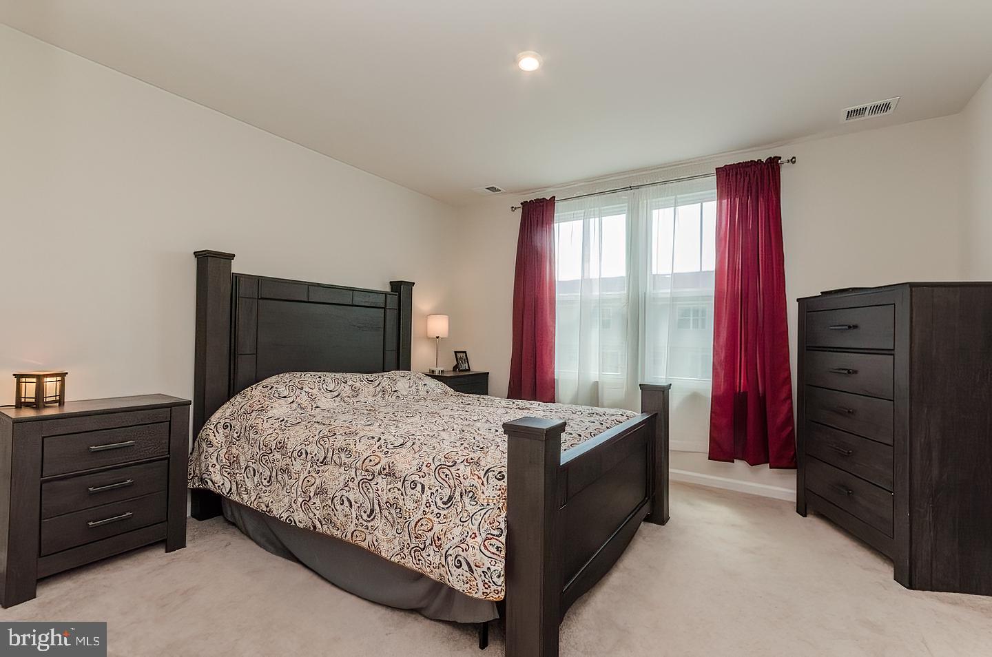 THE LAKES AT MARTINSBURG - Residential