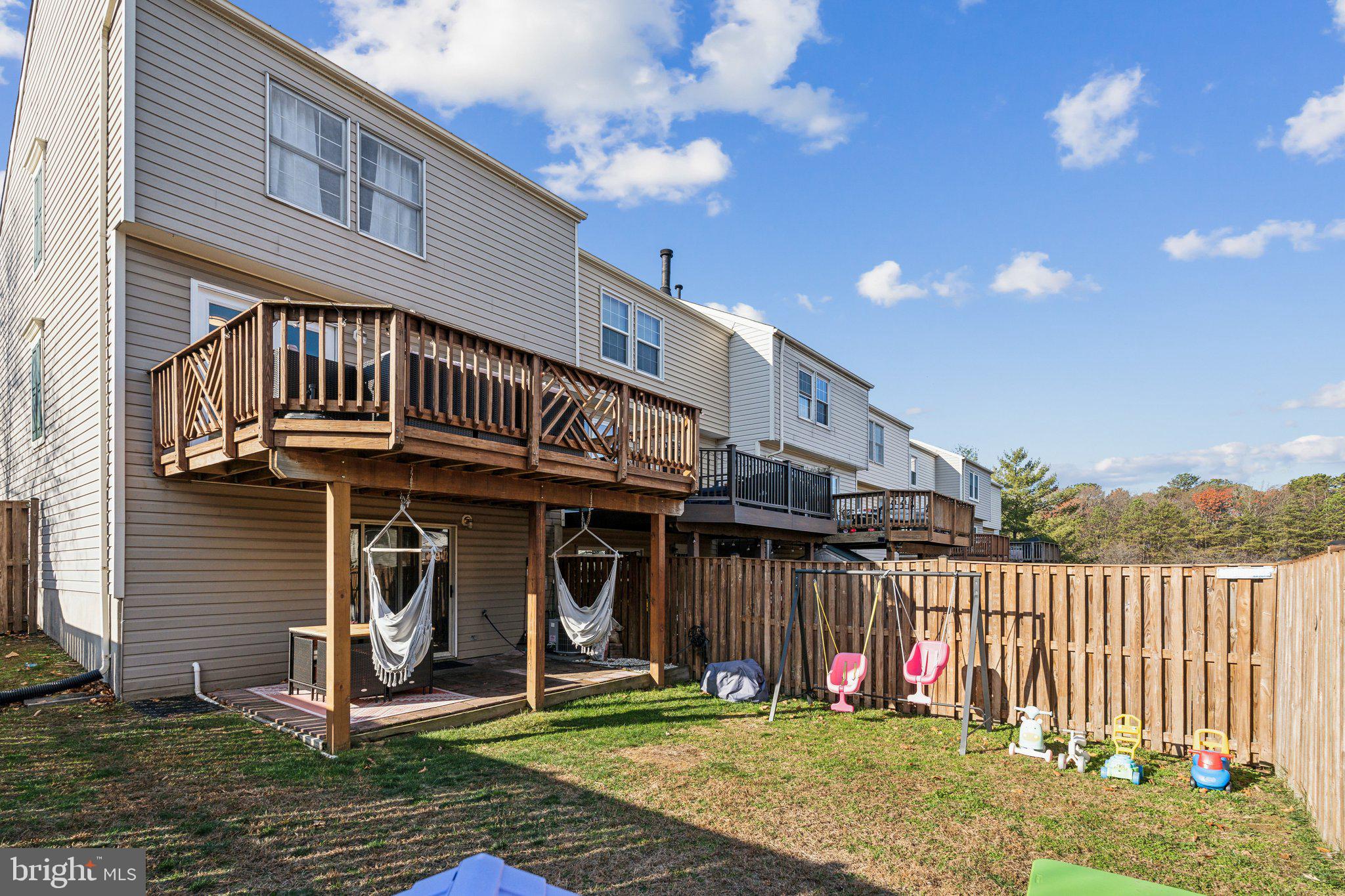 COURTS AT PINEY ORCHARD - Residential