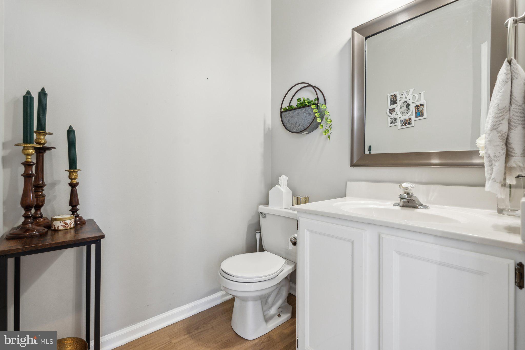 COURTS AT PINEY ORCHARD - Residential