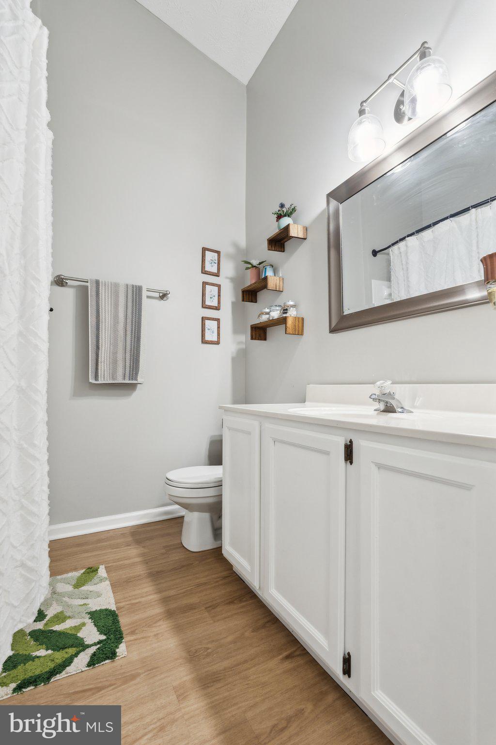 COURTS AT PINEY ORCHARD - Residential