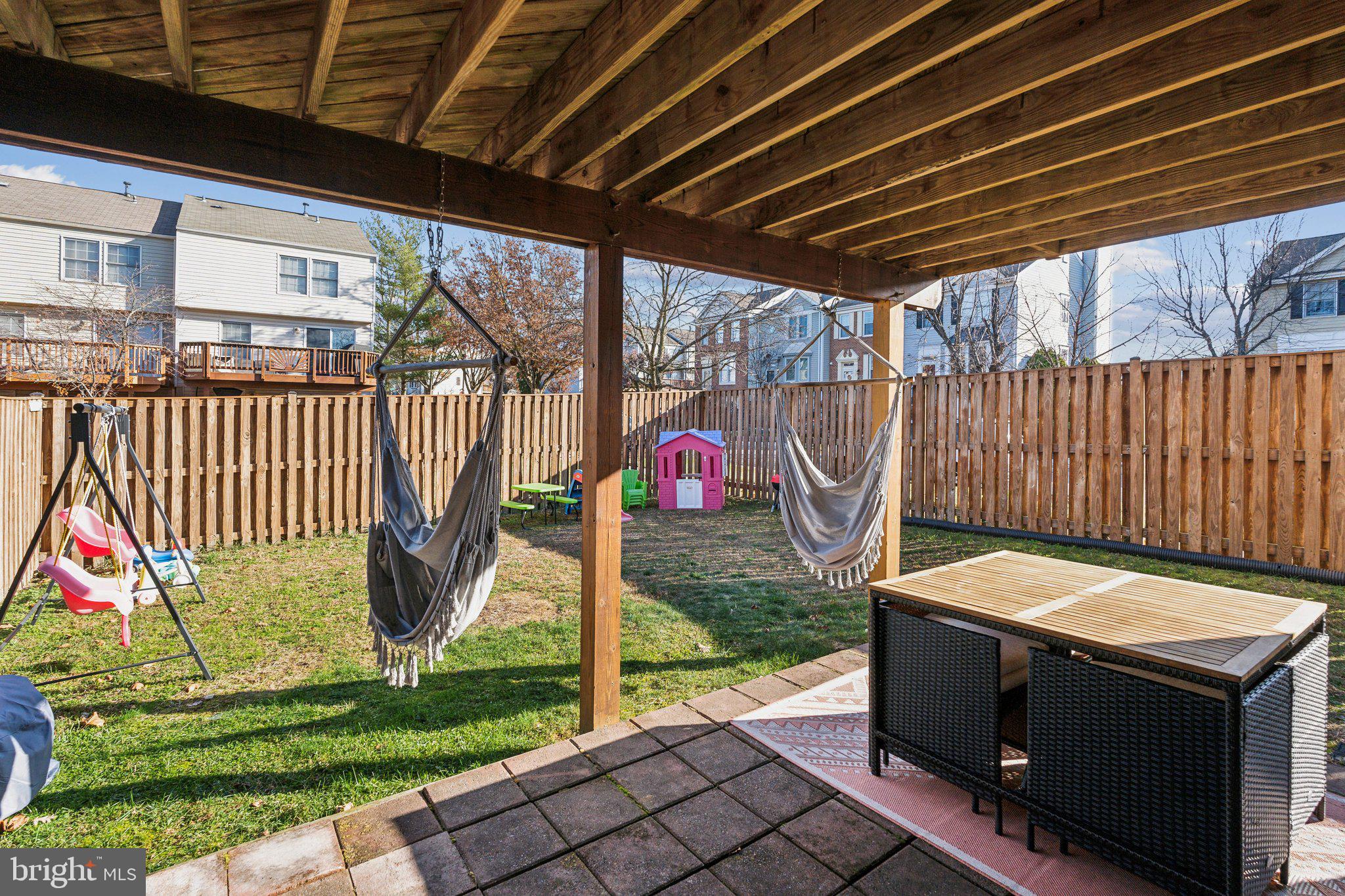 COURTS AT PINEY ORCHARD - Residential
