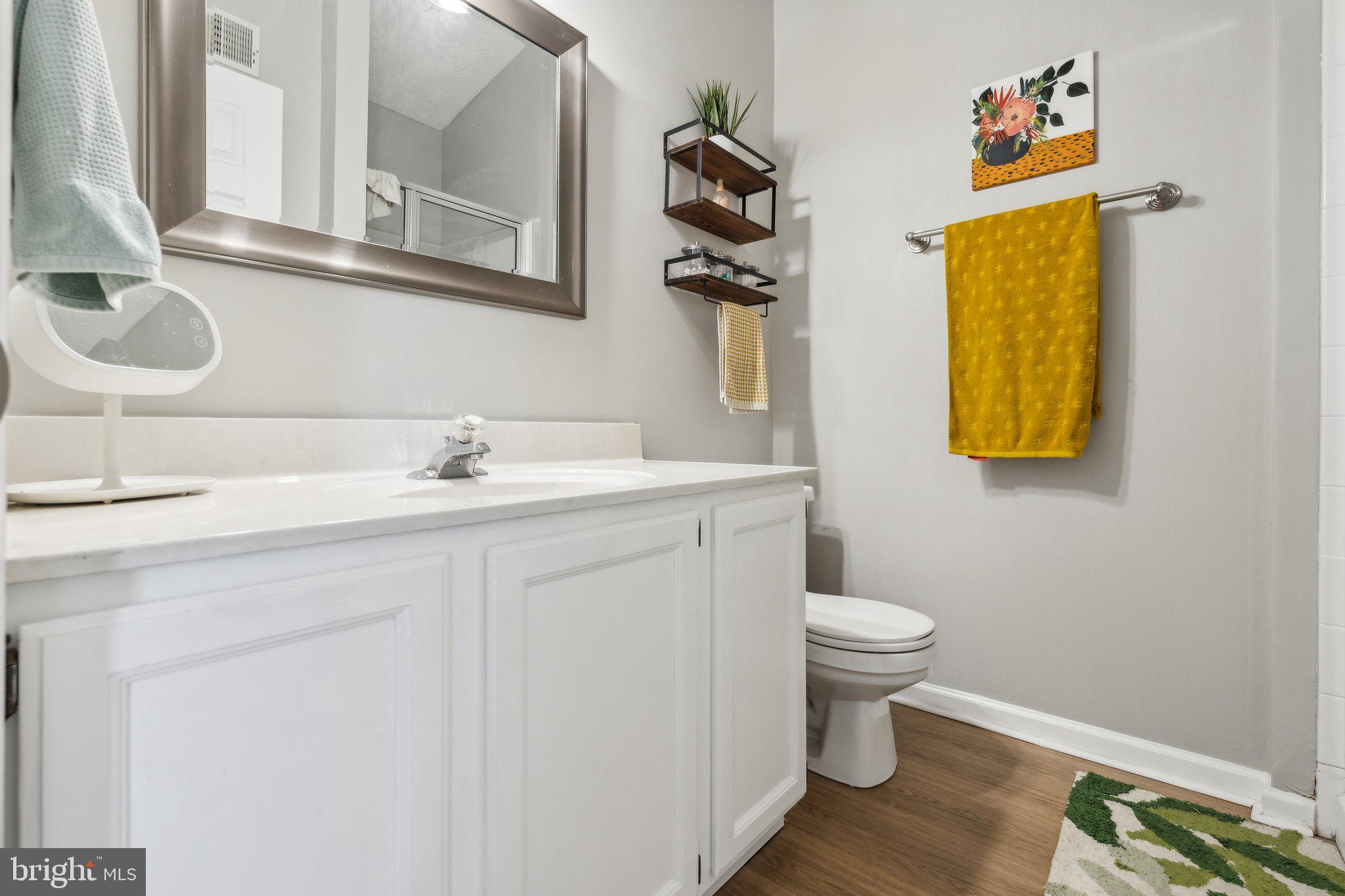 COURTS AT PINEY ORCHARD - Residential