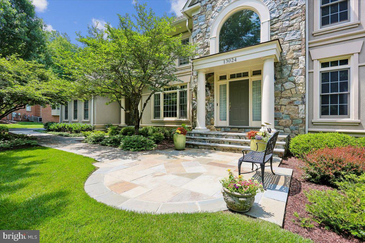 13024 MIMOSA FARM COURT