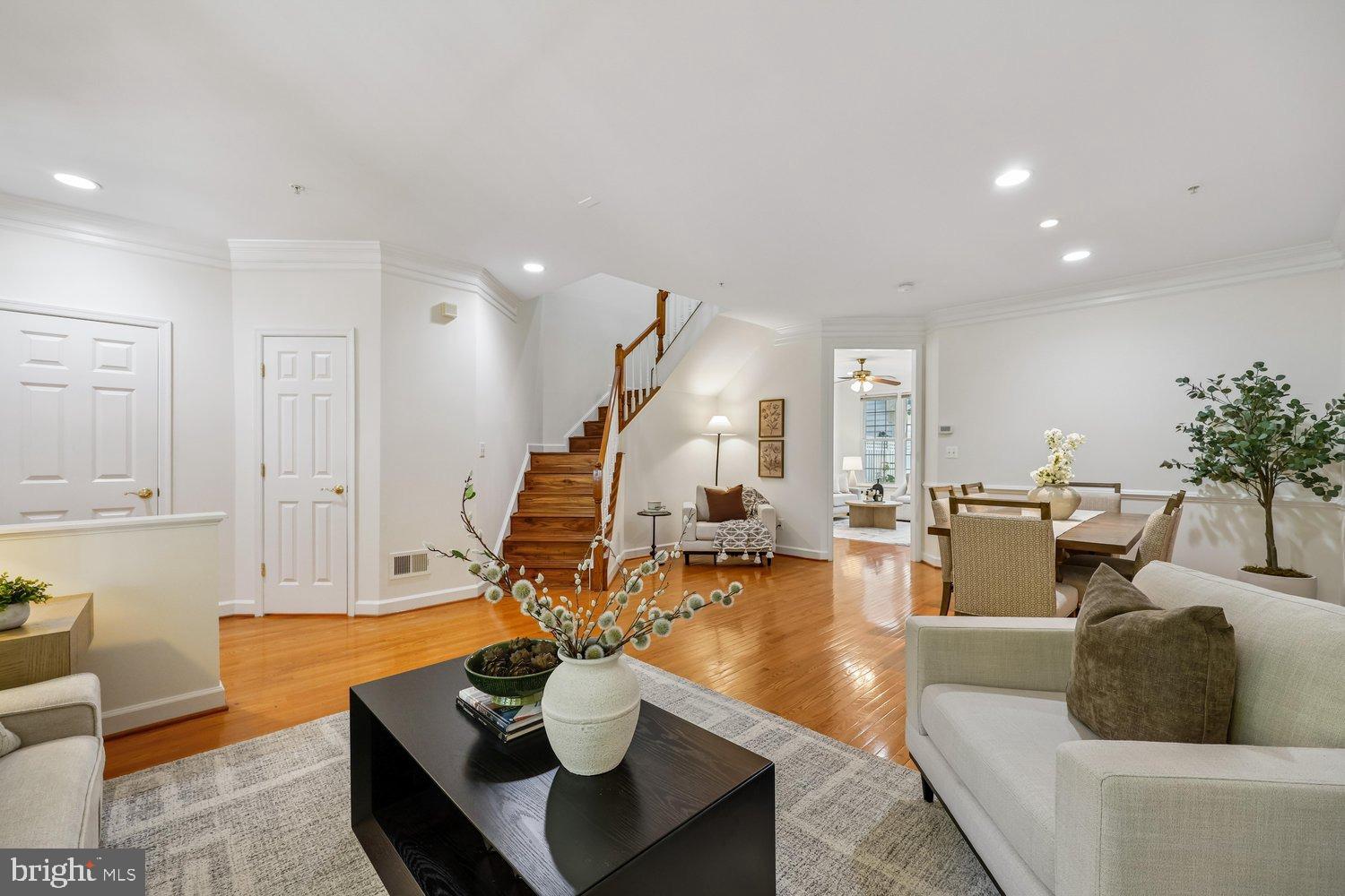 321 CASEY LANE