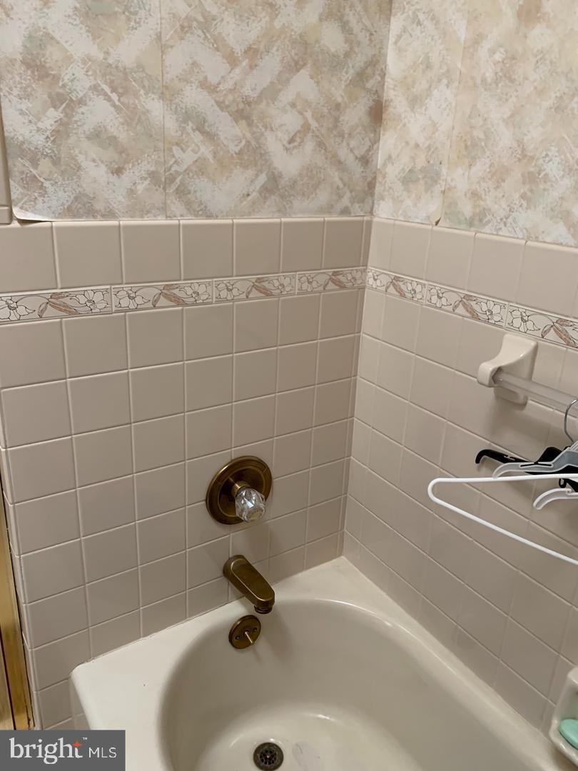 MAYFAIR - Residential