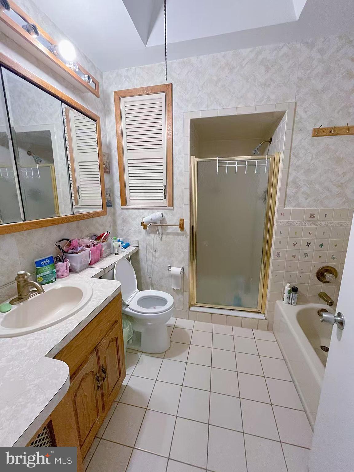 MAYFAIR - Residential