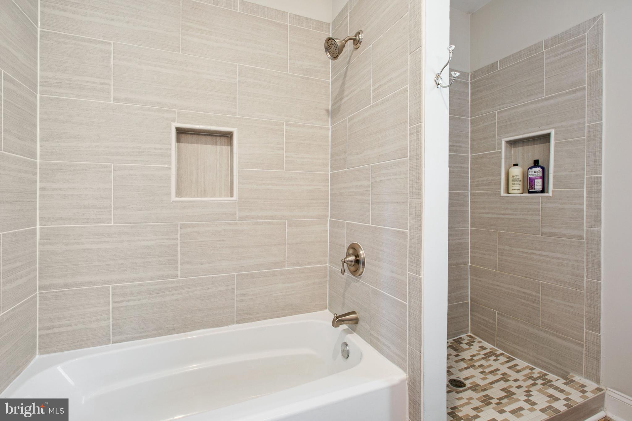 HIGHLANDTOWN - Residential