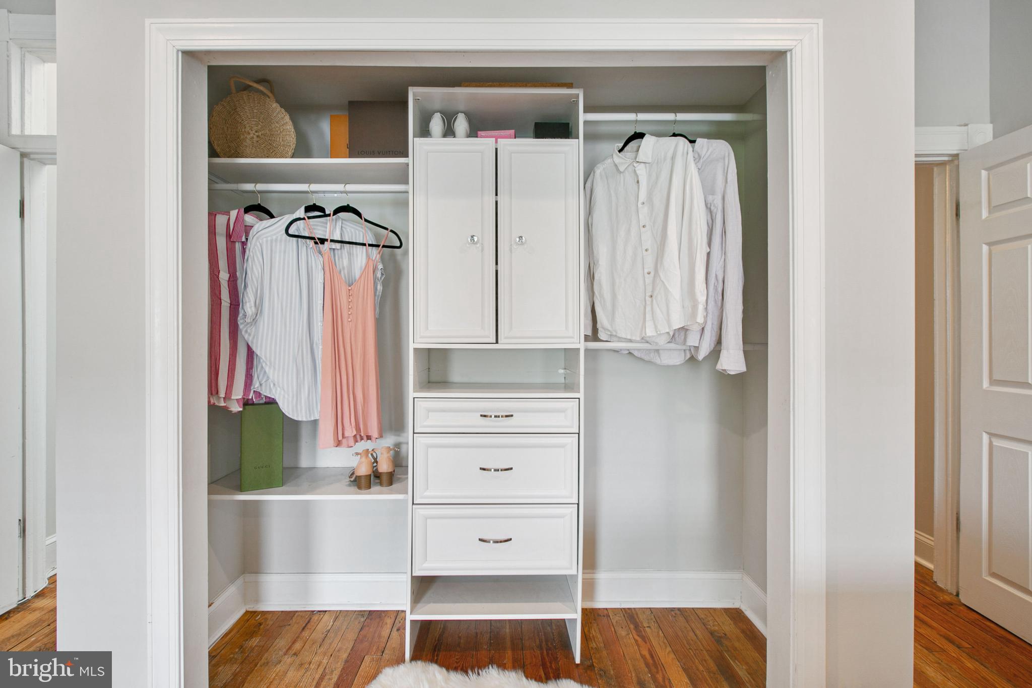 HIGHLANDTOWN - Residential