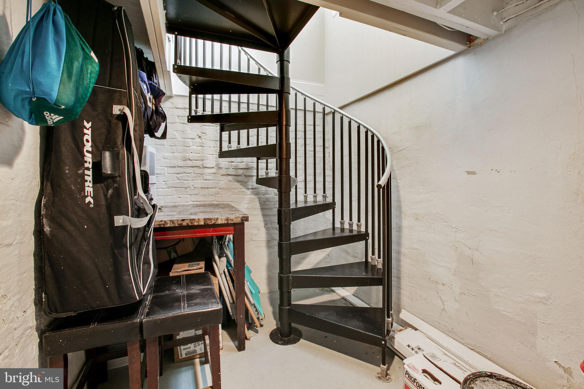 HIGHLANDTOWN - Residential