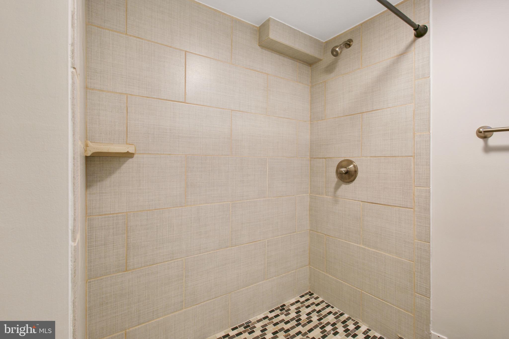 HIGHLANDTOWN - Residential