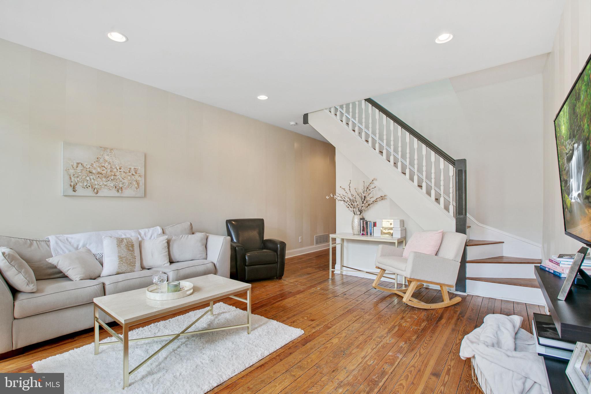 HIGHLANDTOWN - Residential