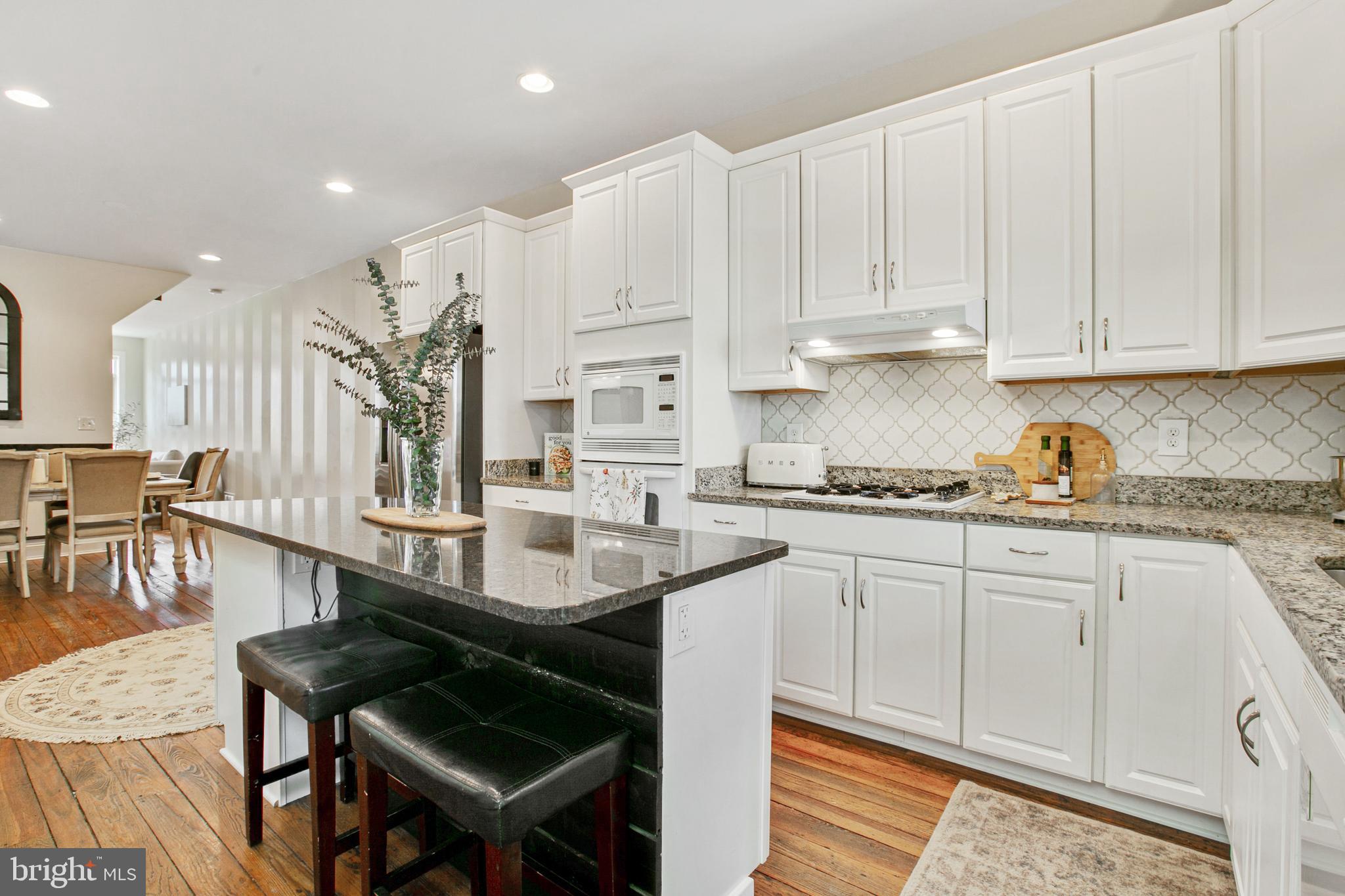 HIGHLANDTOWN - Residential