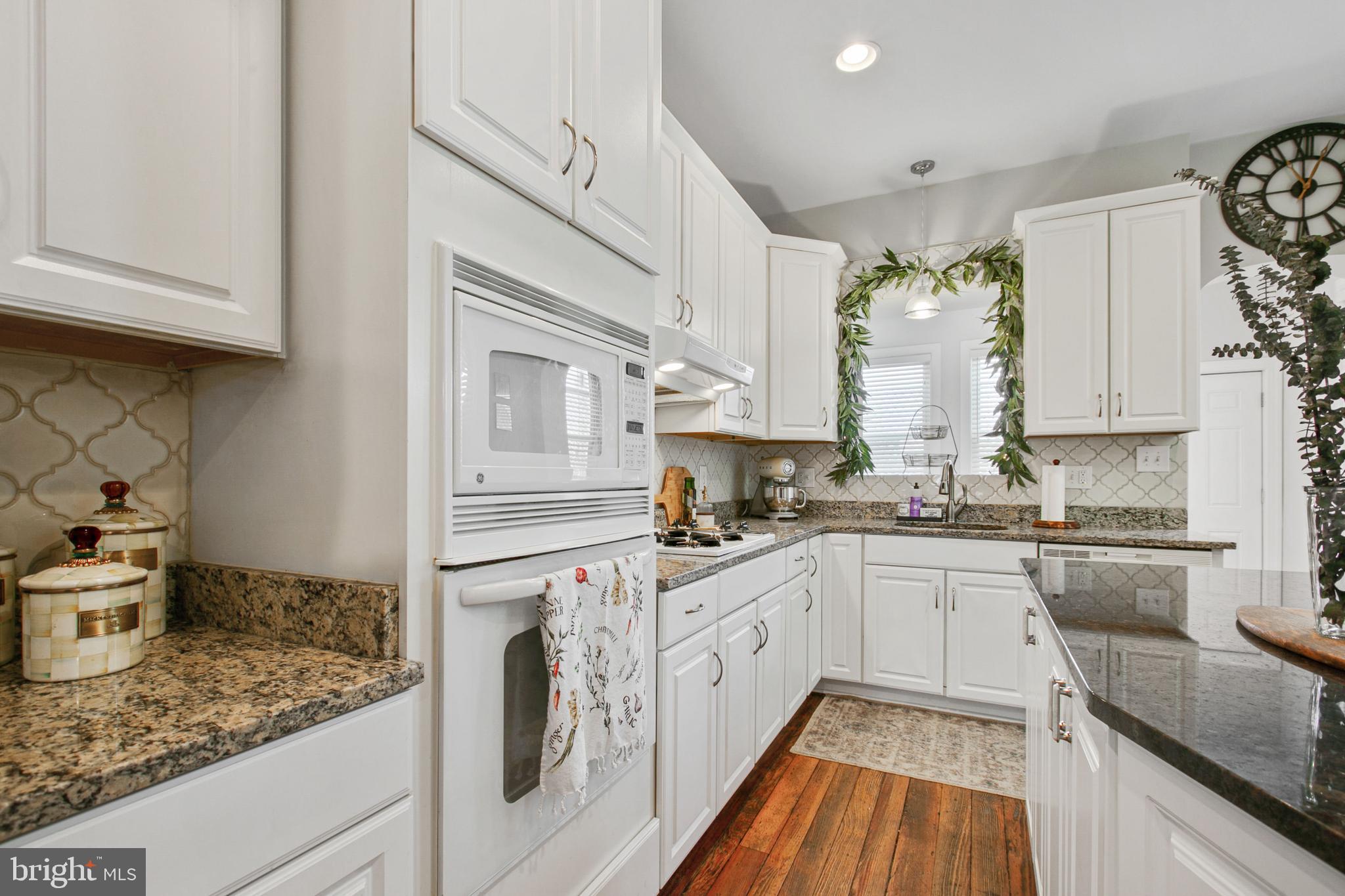 HIGHLANDTOWN - Residential