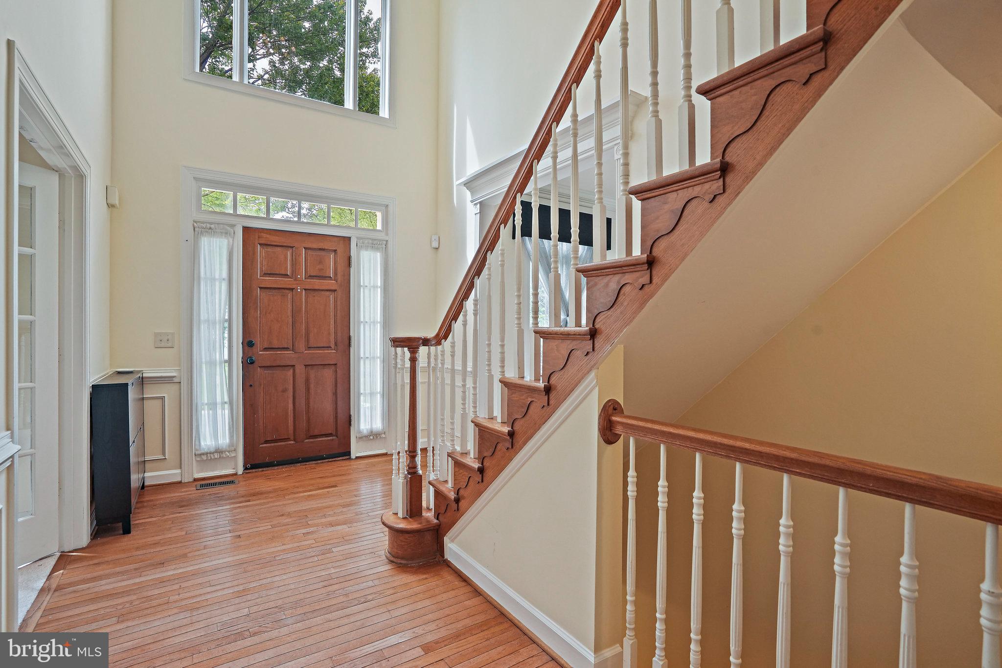 8233 GALLERY COURT