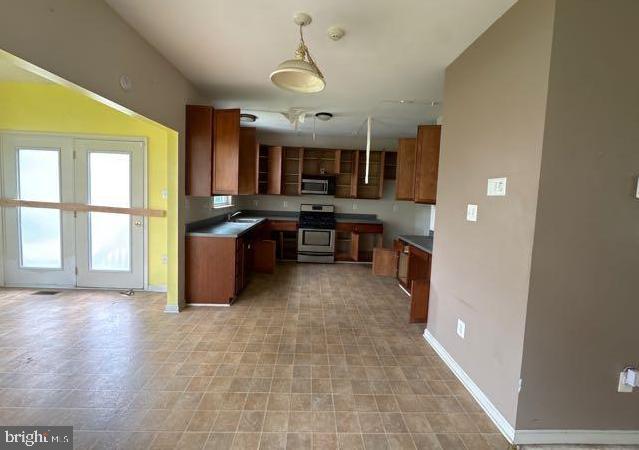 FRANKFORD ESTATES - Residential