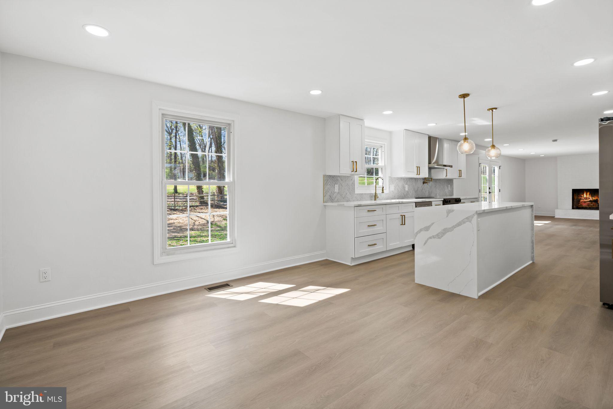 MONTCLAIR - Residential