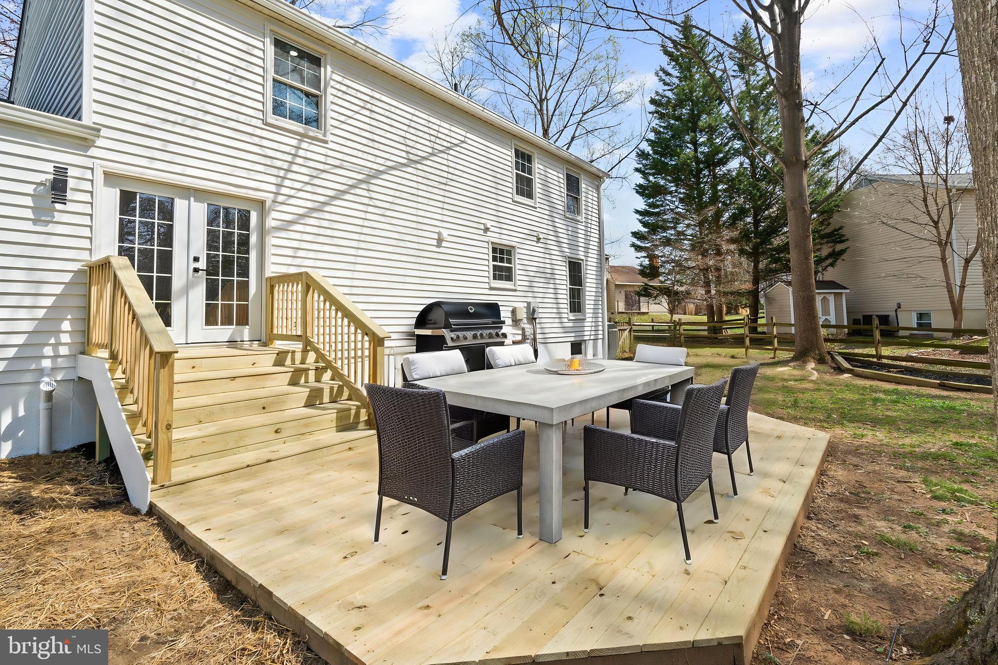 MONTCLAIR - Residential