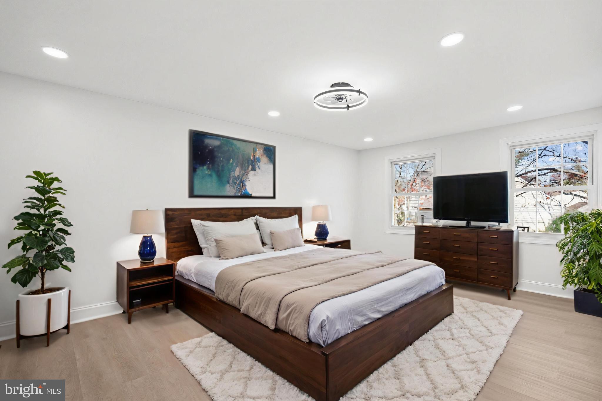 MONTCLAIR - Residential