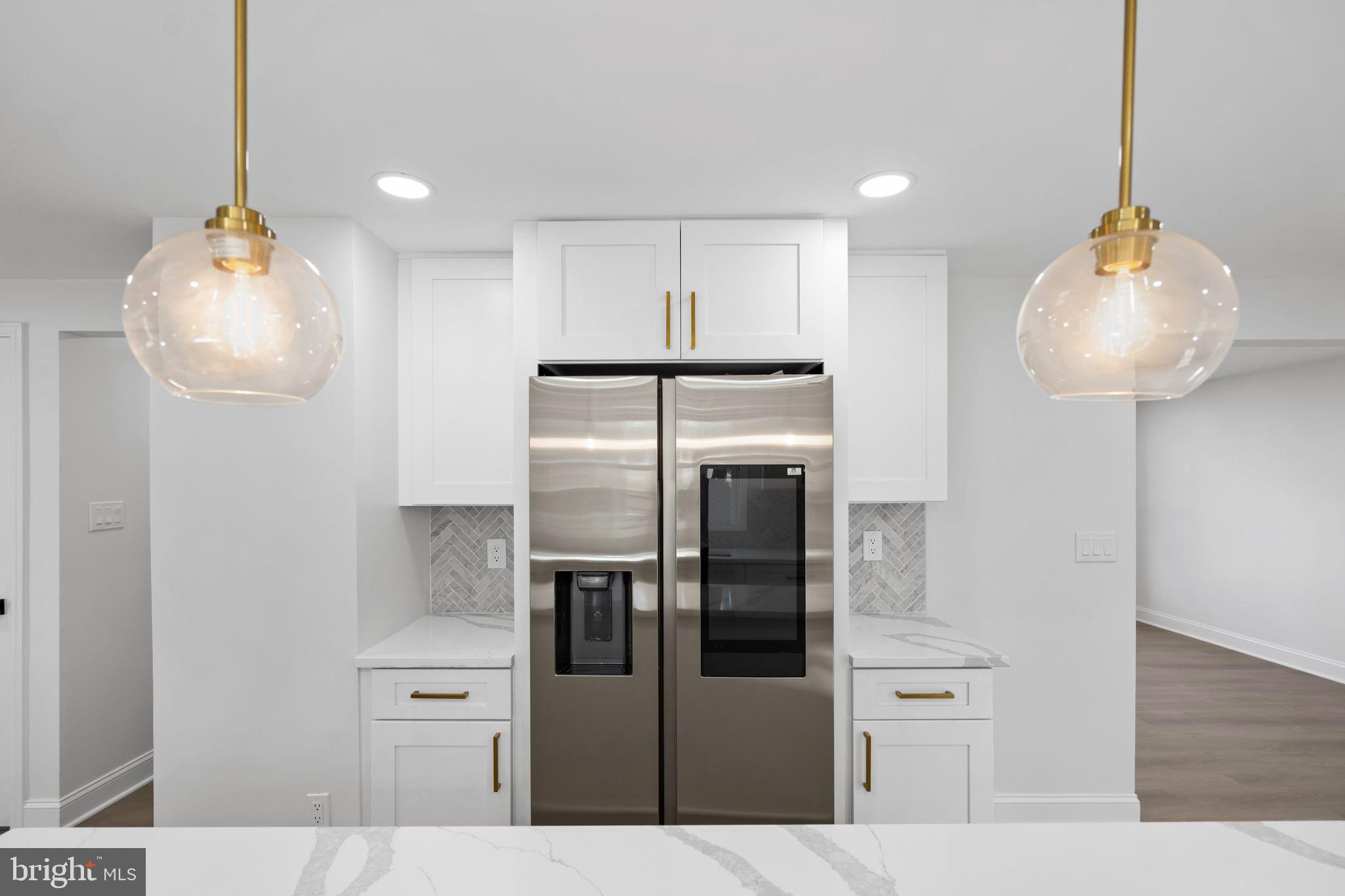 MONTCLAIR - Residential