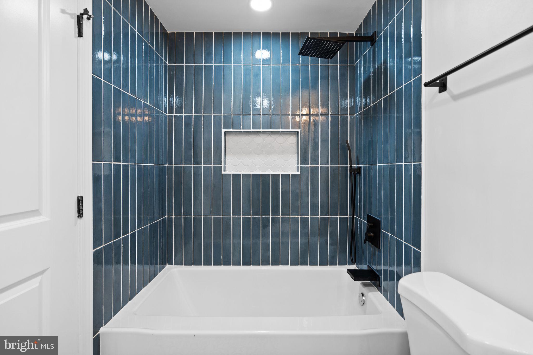 MONTCLAIR - Residential