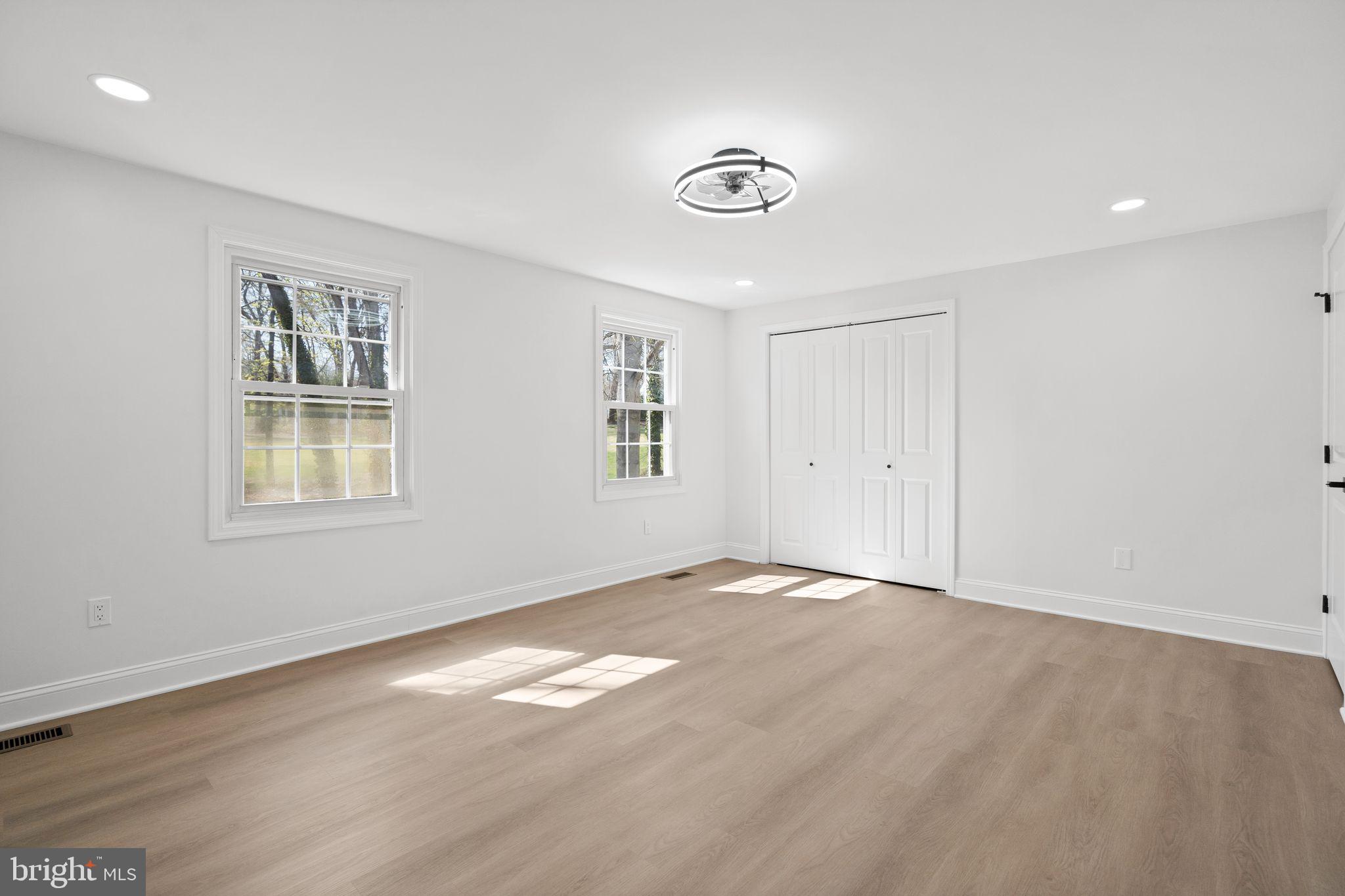 MONTCLAIR - Residential