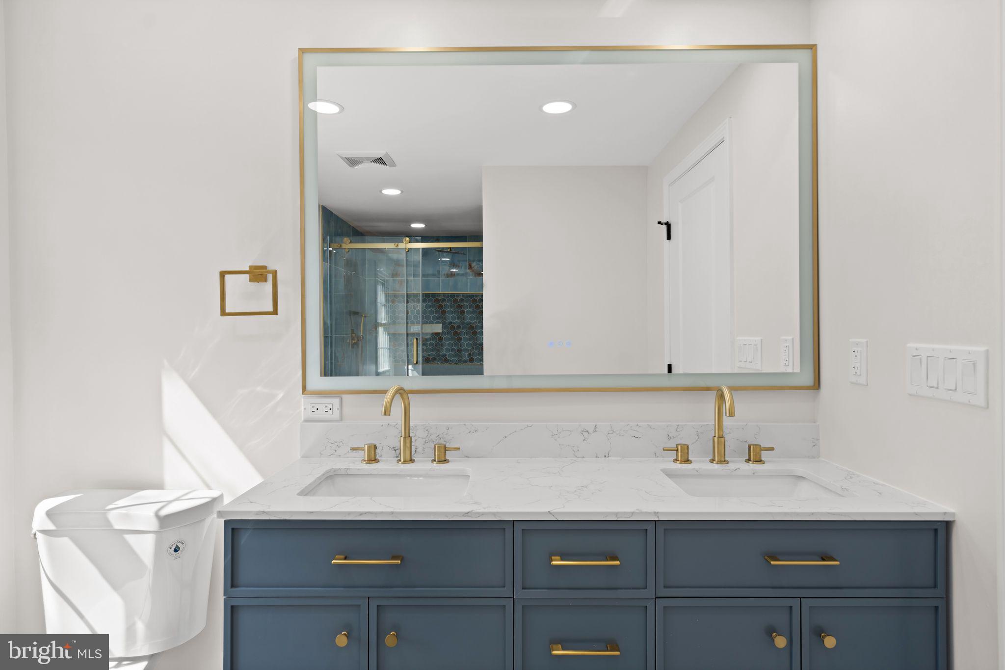 MONTCLAIR - Residential