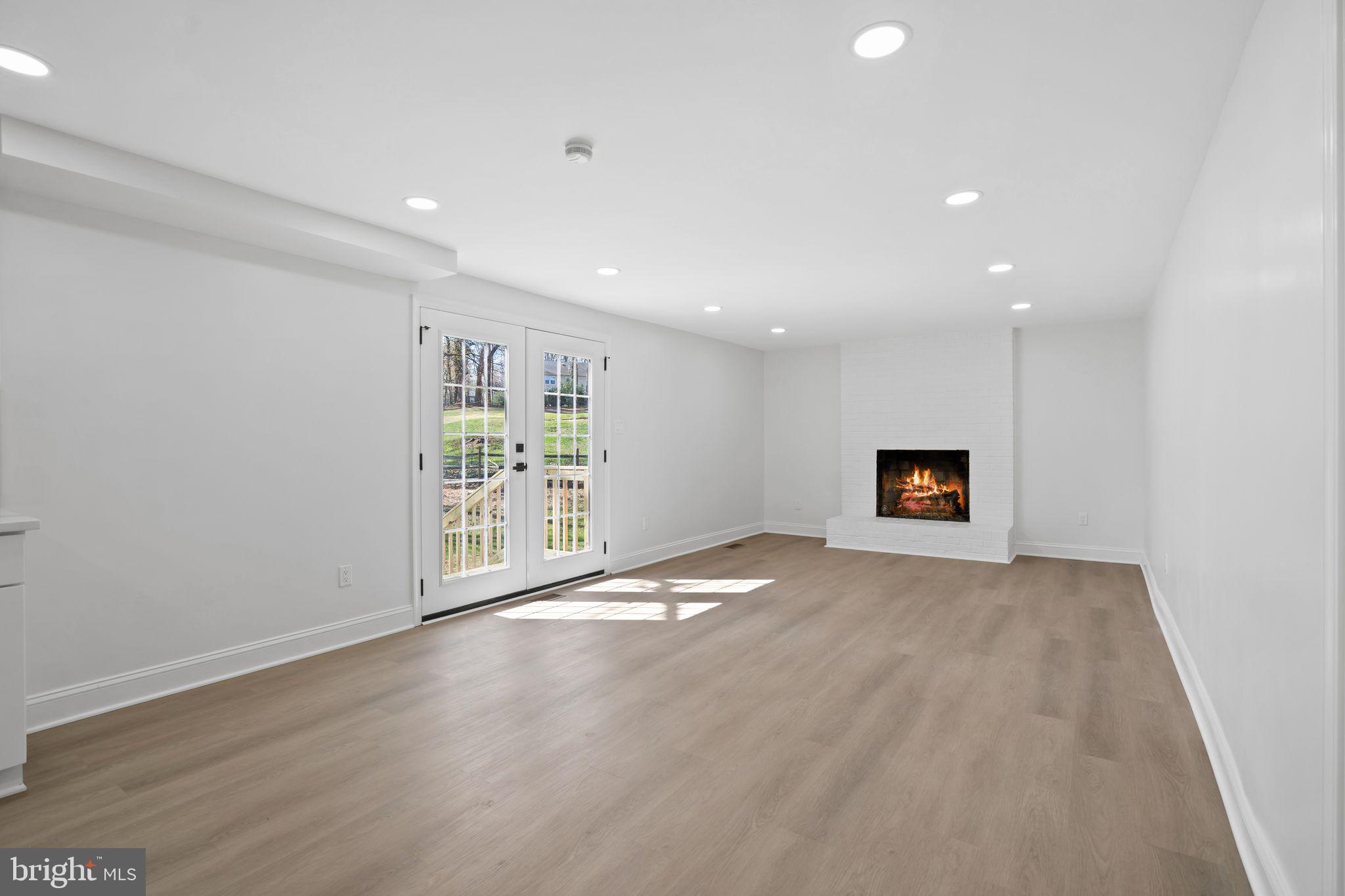 MONTCLAIR - Residential