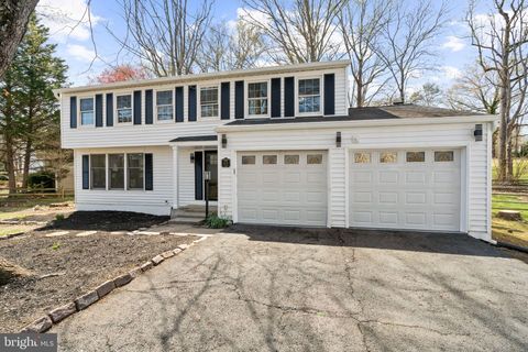 Homes For Sale - 4178 Waterway Drive<br/> Prince William County, DUMFRIES, VA 22025