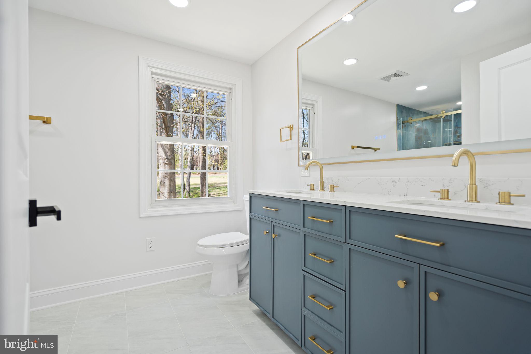 MONTCLAIR - Residential