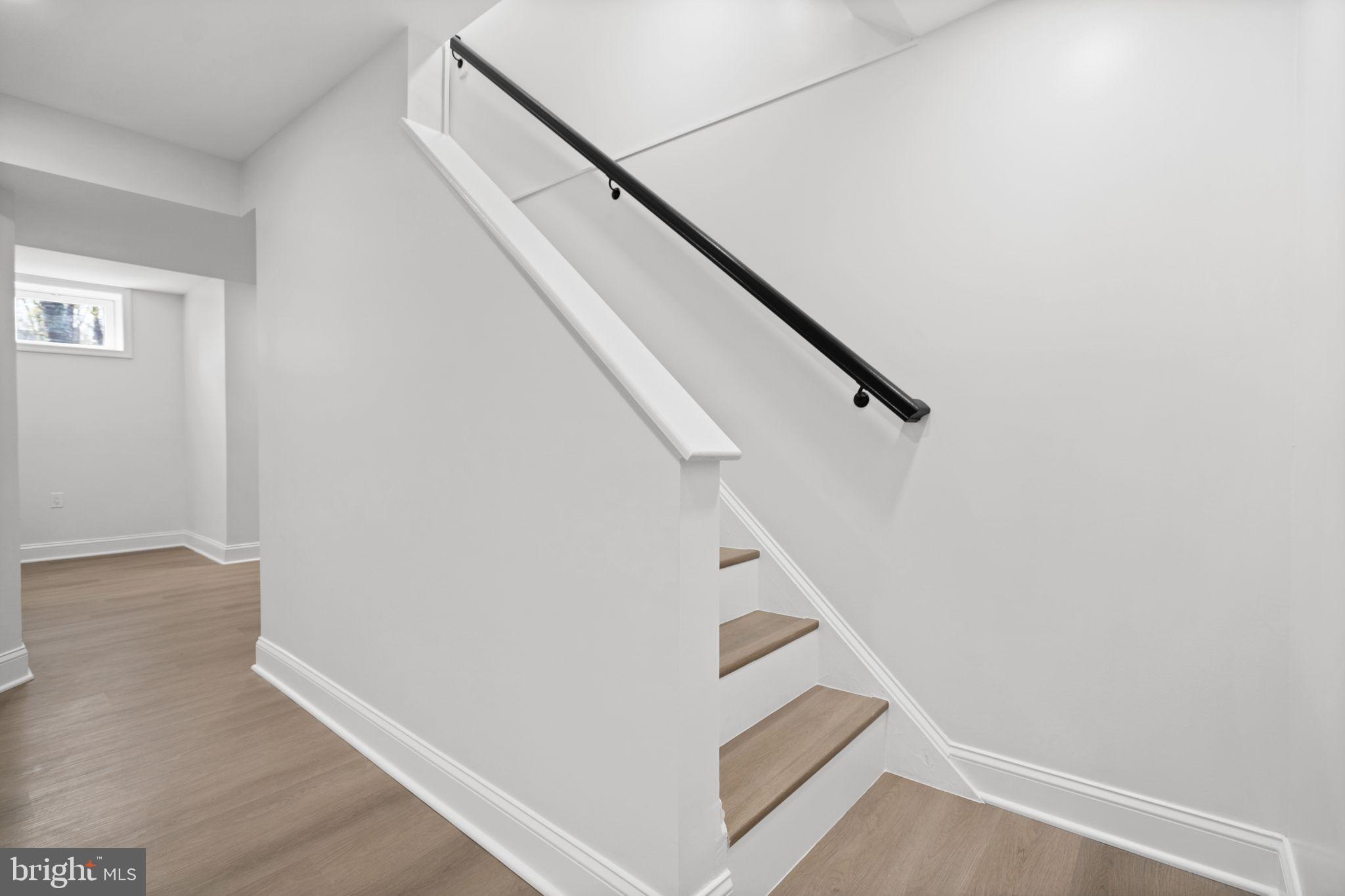 MONTCLAIR - Residential