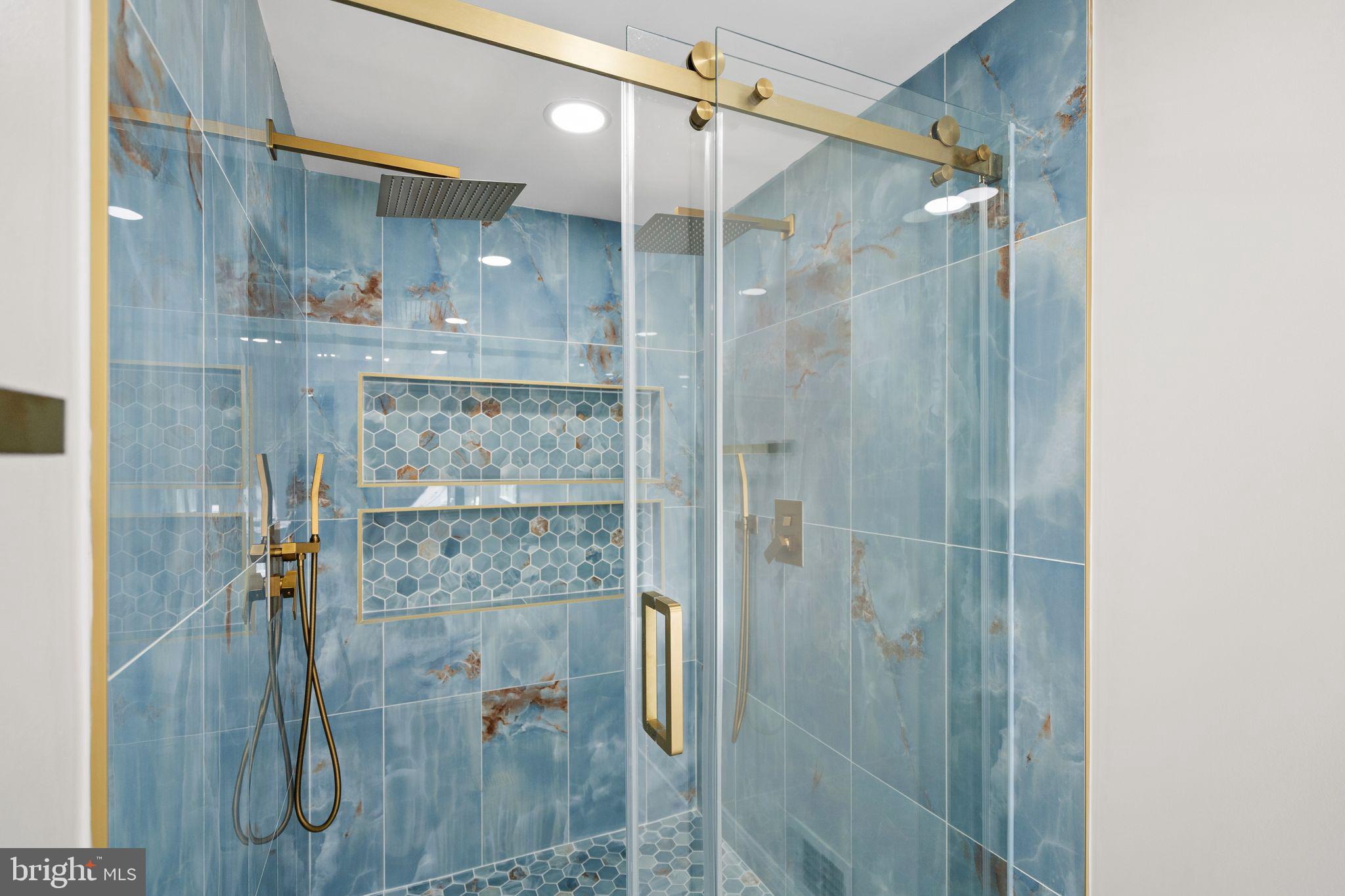 MONTCLAIR - Residential