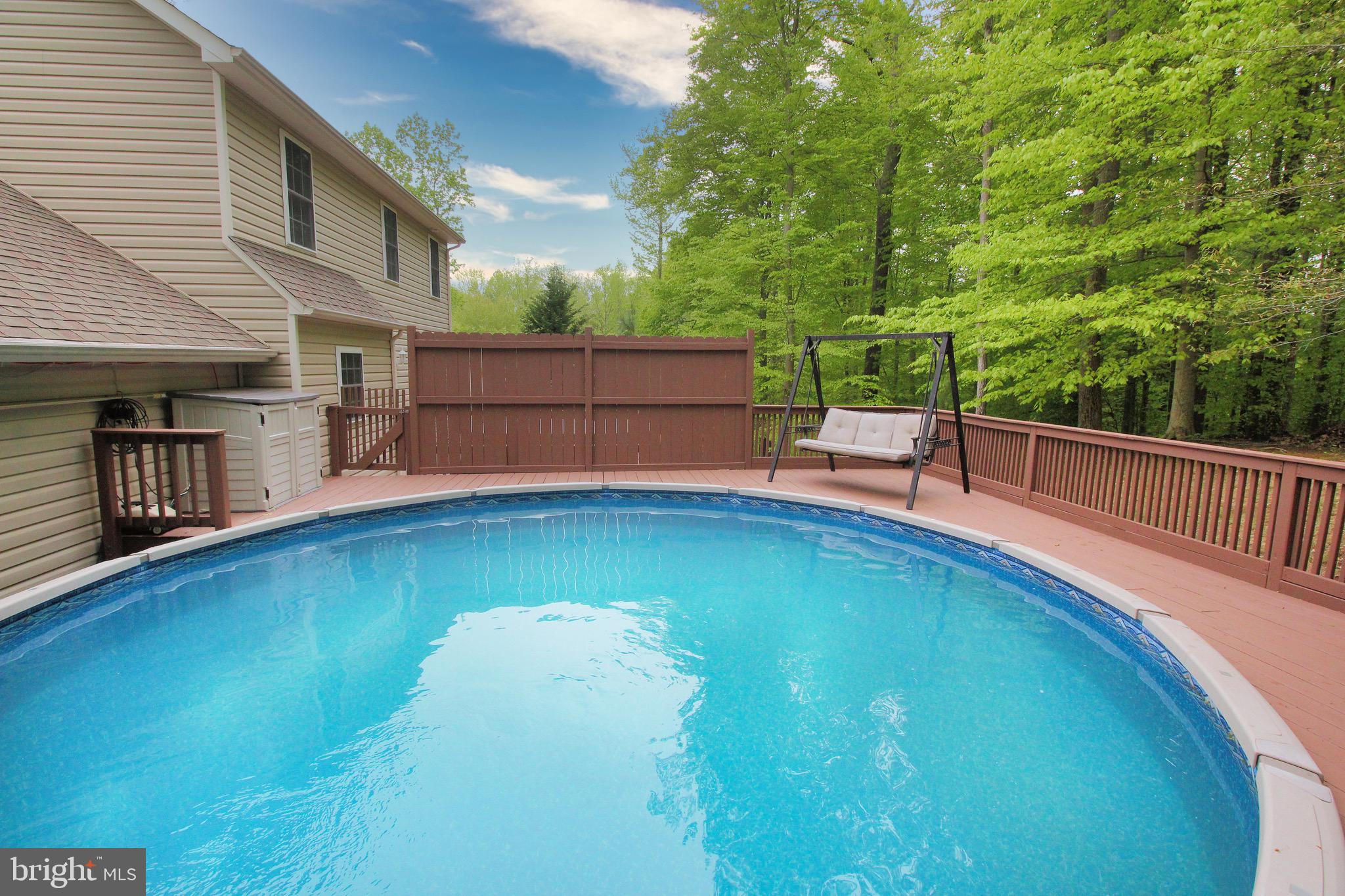 PRESIDENTIAL LAKES - Residential