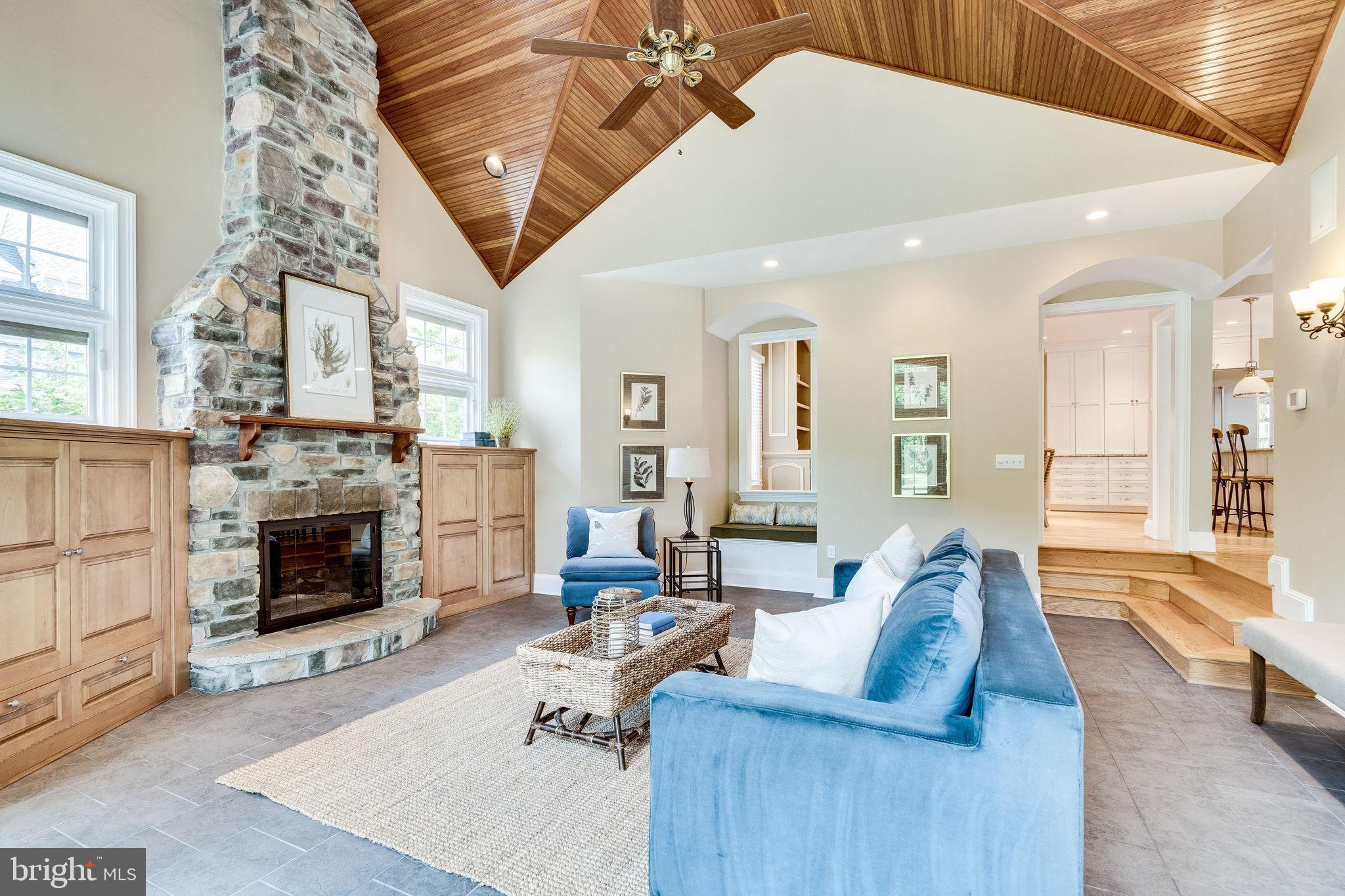 PLYMOUTH HAVEN - Residential