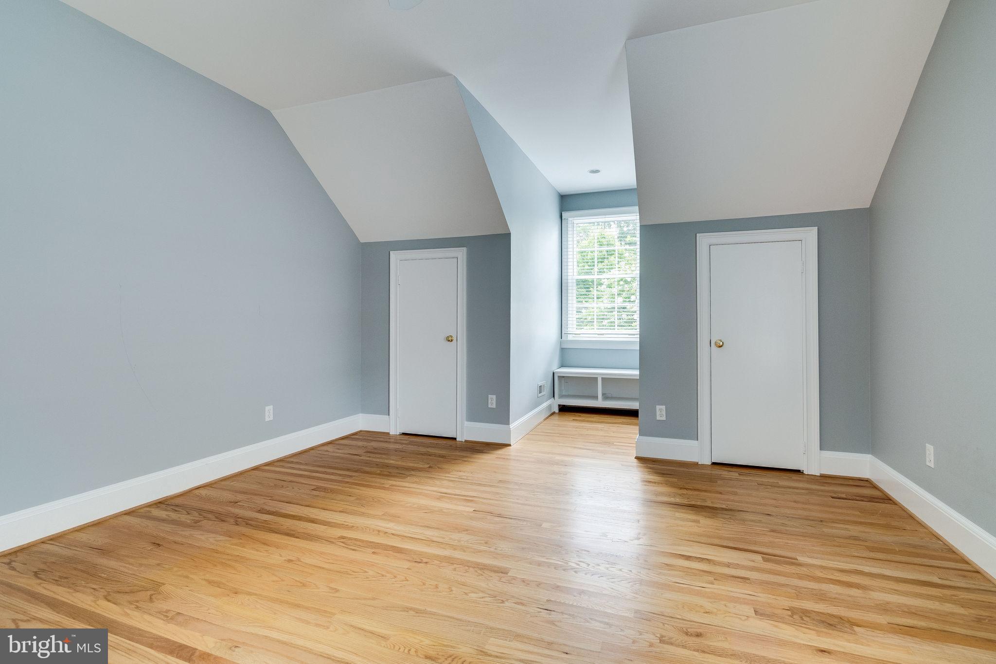 PLYMOUTH HAVEN - Residential