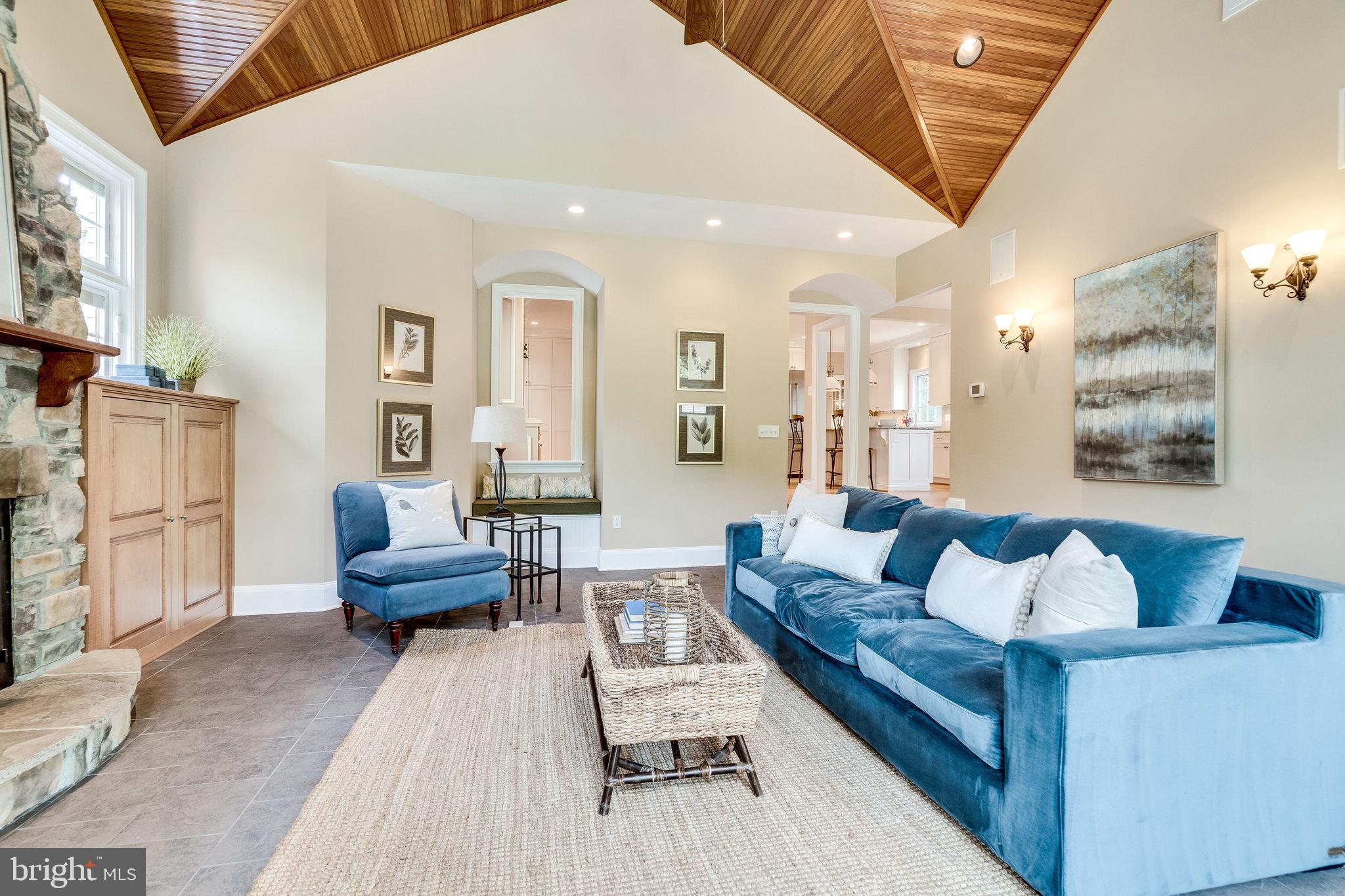 PLYMOUTH HAVEN - Residential