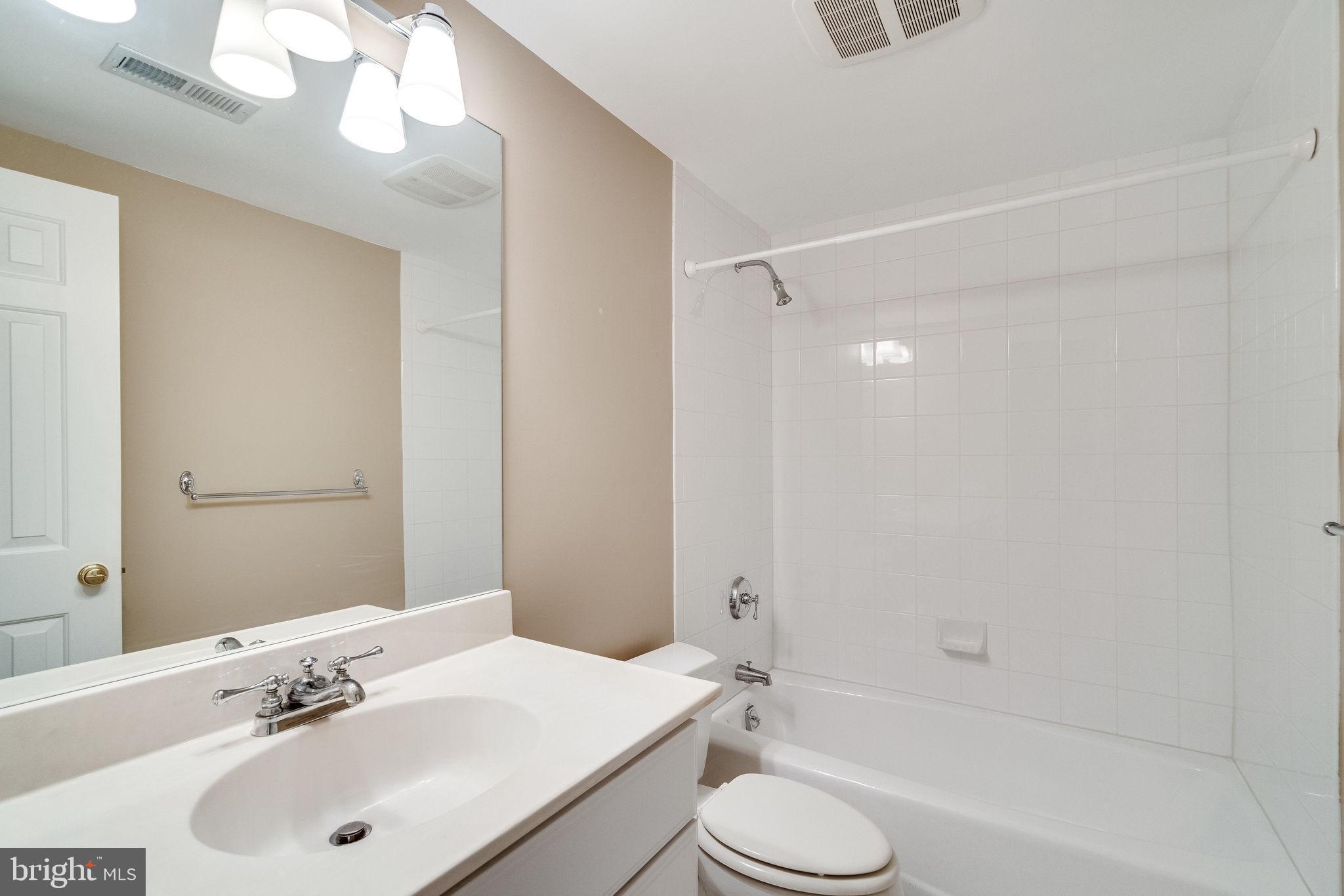 PLYMOUTH HAVEN - Residential