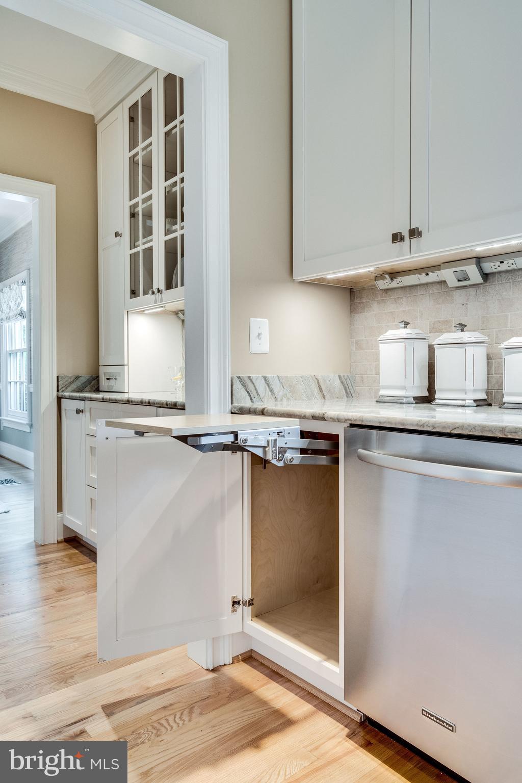 PLYMOUTH HAVEN - Residential