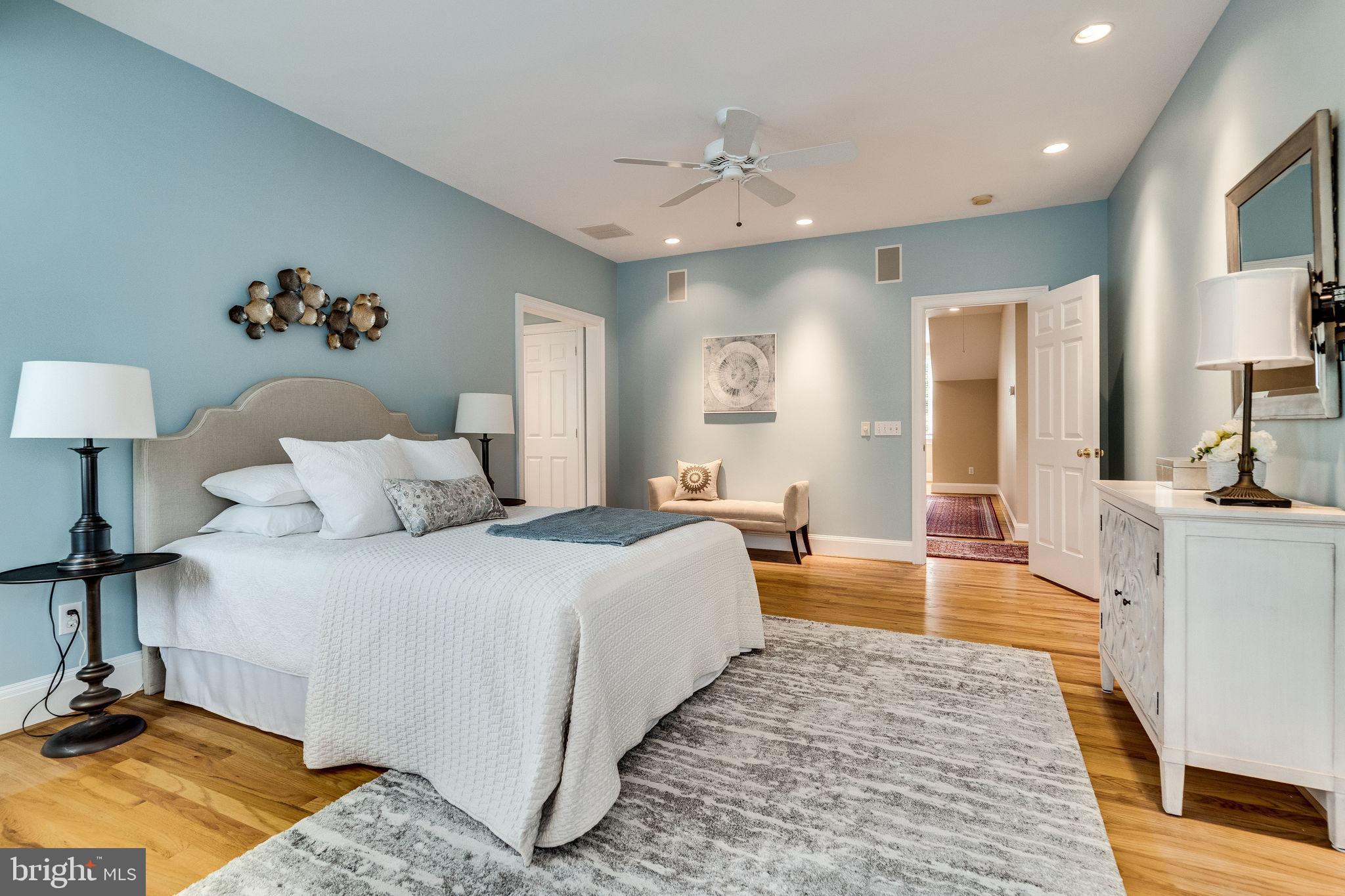 PLYMOUTH HAVEN - Residential