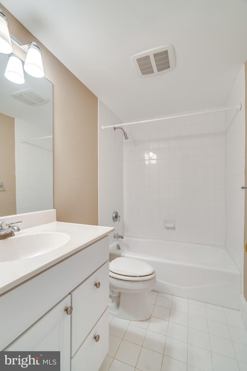 PLYMOUTH HAVEN - Residential