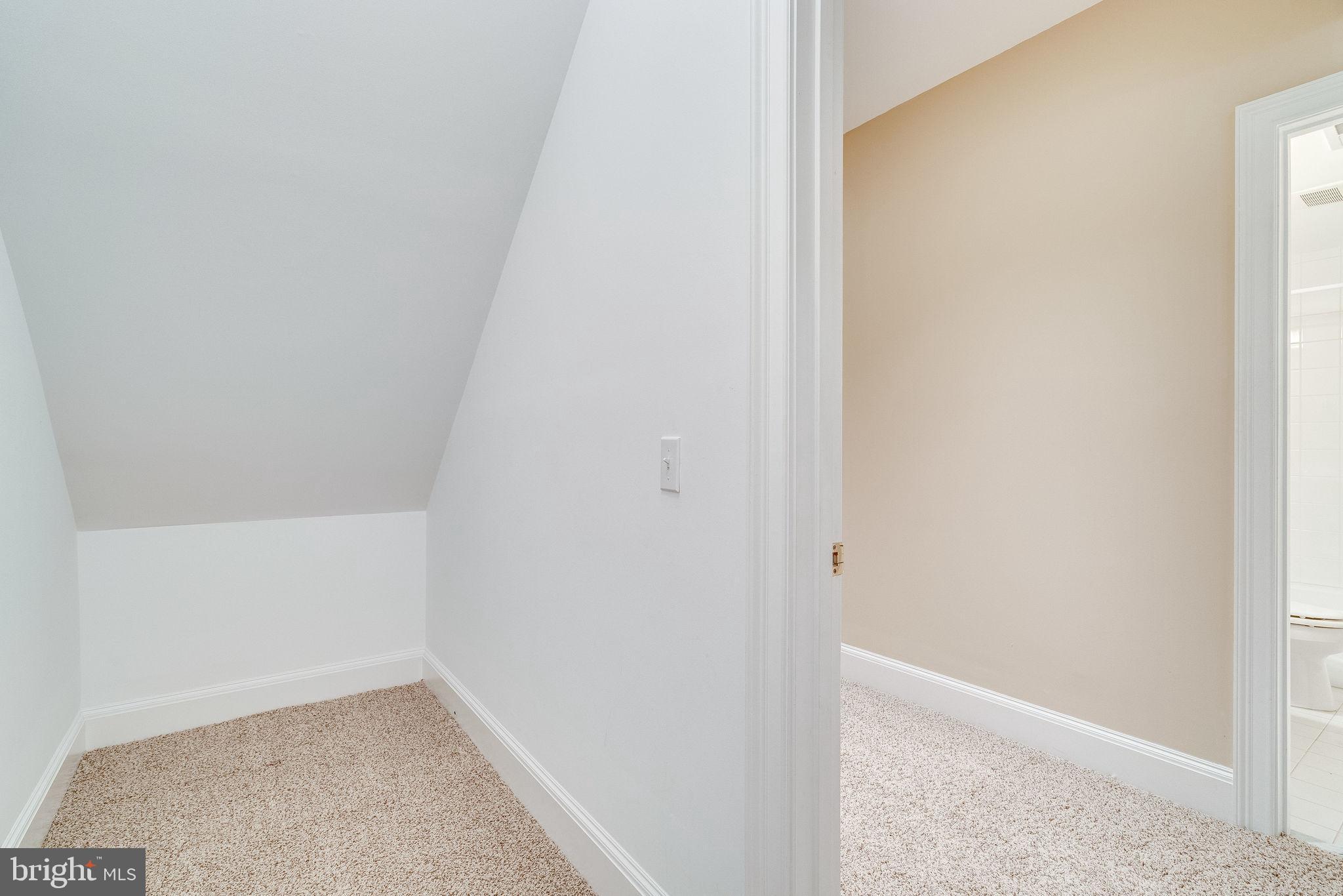 PLYMOUTH HAVEN - Residential