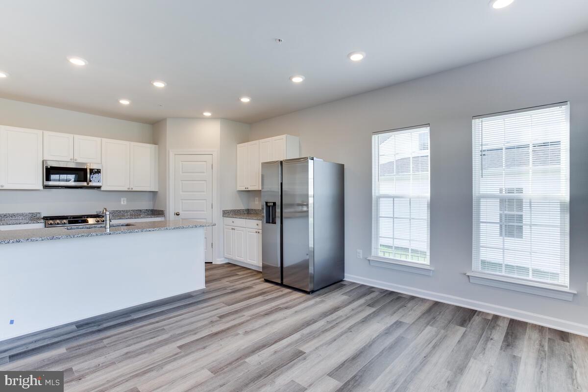 VILLAGES OF SAVANNAH - Residential